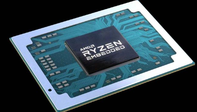 AMD展示采用AMDRyzen嵌入式CPU的高性能迷你PC
