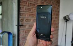Realme 5 Pro是一个热门抢夺了Realme 5的焦点