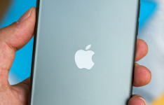 专利透露未来的iPhone可能会带有LED发光的Apple标志