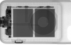 Apple iPhone 11智能电池盒通过X射线拆解