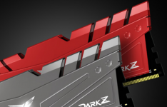 T-Force Dark Z 16 GB DDR4 3600 MHz内存现价$74.99