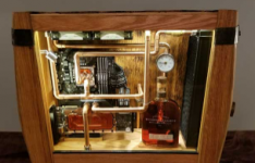 发烧友之家在波旁威士忌桶中酿造光彩的液冷游戏PC
