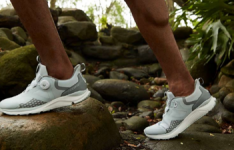 小米生态链企业华米发布了AMAZFIT羚羊轻户外跑鞋