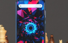荣耀10 Lite显然是一款好看的手机 尤其是其独特的渐变天蓝色形式