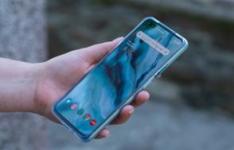 OnePlus Nord在弯曲测试期间出现裂缝