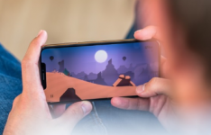 传言称2020年苹果iPhone将配备LG的柔性OLED面板