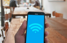 全球首款Wi-Fi 6E路由却悄然发布