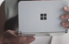微软Surface Duo最终可能会在2021年春季进入欧洲