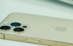 最好的苹果iPhone12ProMax手机屏幕保护膜