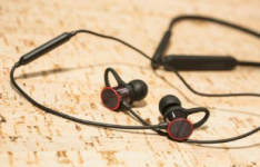 OnePlusBulletsWireless耳机对获得蓝牙认证