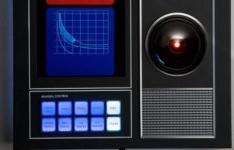 随着创作者破产HAL9000众筹复制品将不再交付