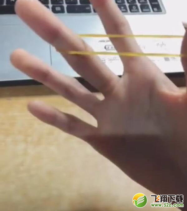 抖音橡皮筋怎么在手指上转圈 弄法图文步骤教程