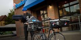 Dominos将开始在各地使用电动自行车运送比萨饼