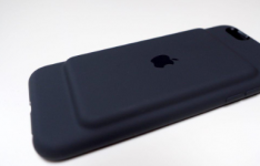适用于iPhone的苹果智能电池盒可能会卷土重来